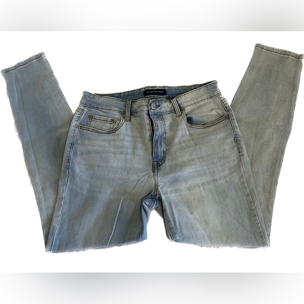 AEROPOSTALE SIZE 10 HIGH RISE JEGGINGS
